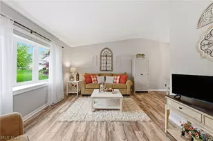 12052 Wood Oval, North Royalton, OH 44133 - Photo 4