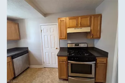 3757 Grosvenor Road, South Euclid, OH 44118 - Photo 6