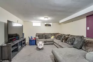6710 Ackley Rd, Parma, OH 44129 - Photo 16