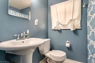 6710 Ackley Rd, Parma, OH 44129 - Photo 12
