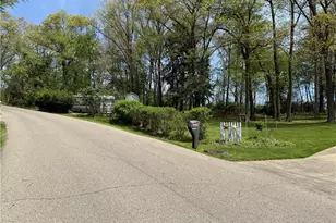 3220 Nob Hill Rd, Zanesville, OH 43701 - Photo 2