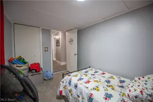 136 E Indiana Ave, Sebring, OH 44672 - Photo 8
