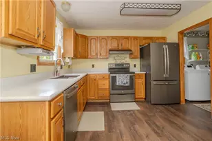 1009 Brittingham Dr, Ravenna, OH 44266 - Photo 10