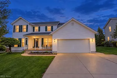 1009 Brittingham Drive, Ravenna, OH 44266 - Photo 2