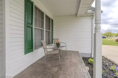 1009 Brittingham Drive, Ravenna, OH 44266 - Photo 4