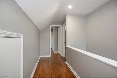 32610 Willowick Drive, Willowick, OH 44095 - Photo 10