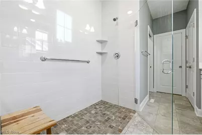 8155 Knolls Way, Chagrin Falls, OH 44023 - Photo 34