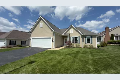 8155 Knolls Way, Chagrin Falls, OH 44023 - Photo 2
