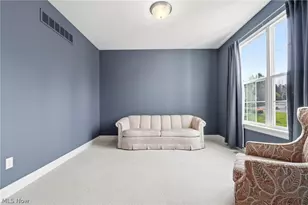 8155 Knolls Way, Chagrin Falls, OH 44023 - Photo 28