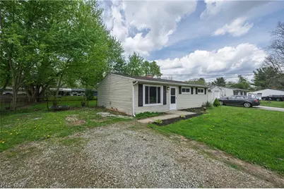 2889 Polly Road, Ravenna, OH 44266 - Photo 2