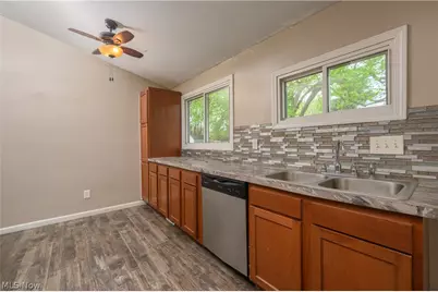 2889 Polly Road, Ravenna, OH 44266 - Photo 8