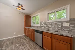 2889 Polly Rd, Ravenna, OH 44266 - Photo 8