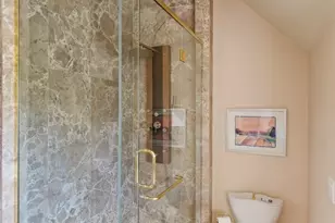352 Bingham Ct, Bratenahl, OH 44108 - Photo 26