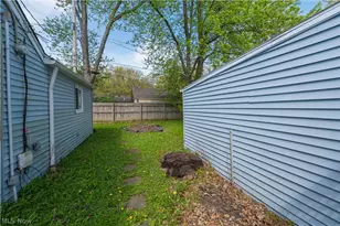 258 Vineyard Rd, Avon Lake, OH 44012 - Photo 38