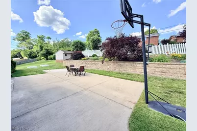 400 Terri Avenue, Steubenville, OH 43952 - Photo 44