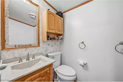 18 Oakwood Drive, Beloit, OH 44609 - Photo 16