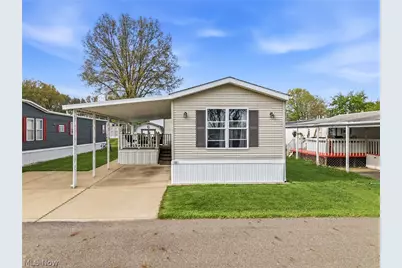18 Oakwood Drive, Beloit, OH 44609 - Photo 2