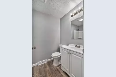 6518 Lorraine Avenue NW, Massillon, OH 44646 - Photo 20