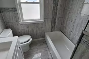 12304 Tonsing Dr, Garfield Heights, OH 44125 - Photo 10