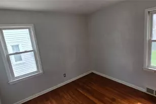 12304 Tonsing Dr, Garfield Heights, OH 44125 - Photo 12