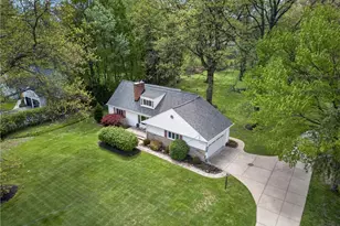2426 Lander Rd, Pepper Pike, OH 44124 - Photo 38