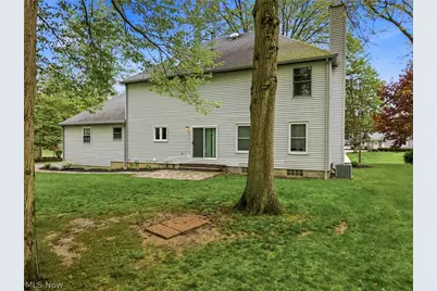 1178 Logan Woods Drive, Hubbard, OH 44425 - Photo 38