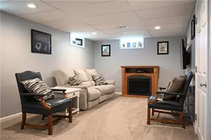 1911 39th St NE, Canton, OH 44705 - Photo 18