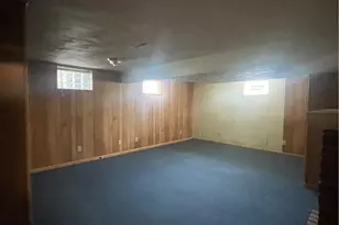 118 1st St, Follansbee, WV 26037 - Photo 14