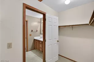 1338 Sharonbrook Dr, Twinsburg, OH 44087 - Photo 26