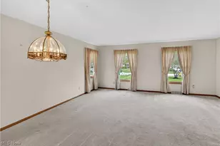 1338 Sharonbrook Dr, Twinsburg, OH 44087 - Photo 18