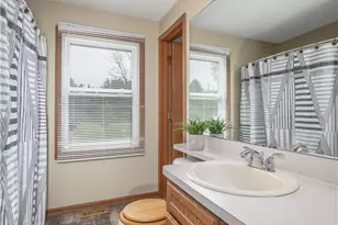 4715 Rock Spring Rd, Ravenna, OH 44266 - Photo 16