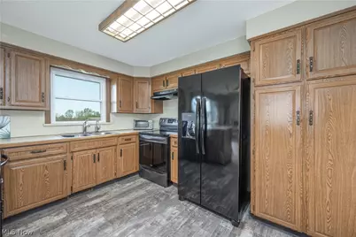 4715 Rock Spring Road, Ravenna, OH 44266 - Photo 8