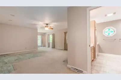 2945 Ash Meadows Boulevard, Zanesville, OH 43701 - Photo 16