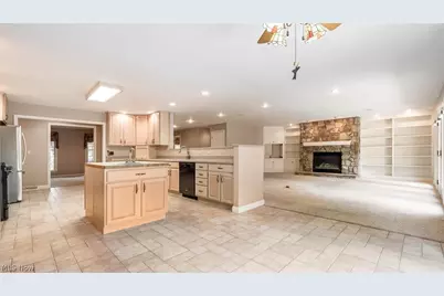 2945 Ash Meadows Boulevard, Zanesville, OH 43701 - Photo 12