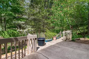 2945 Ash Meadows Blvd, Zanesville, OH 43701 - Photo 24