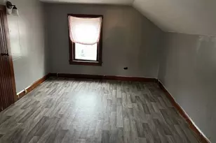 127 Oxford St, Campbell, OH 44405 - Photo 8