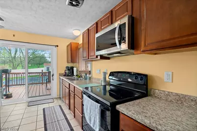 6419 Hollywood Drive, Parma, OH 44129 - Photo 12