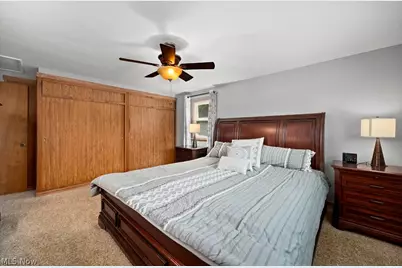 6419 Hollywood Drive, Parma, OH 44129 - Photo 28