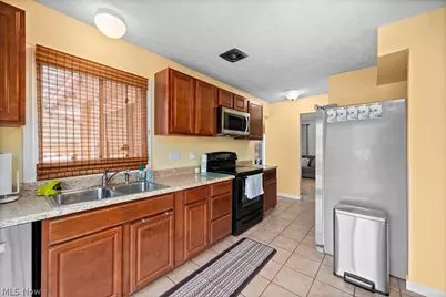6419 Hollywood Drive, Parma, OH 44129 - Photo 14