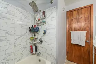 1810 W 26th St, Lorain, OH 44052 - Photo 16