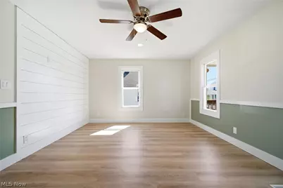 241 King Street, Fairport Harbor, OH 44077 - Photo 8
