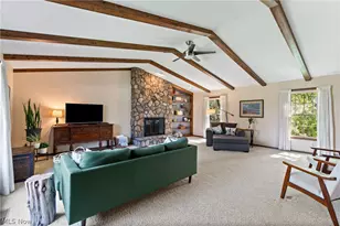 1026 Douglas Dr, Wooster, OH 44691 - Photo 2