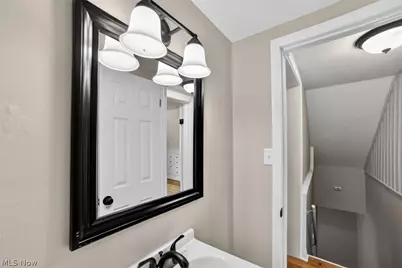 681 E 258th Street, Euclid, OH 44132 - Photo 20