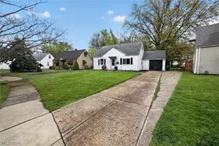 681 E 258th St, Euclid, OH 44132 - Photo 26