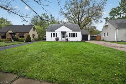 681 E 258th Street, Euclid, OH 44132 - Photo 1