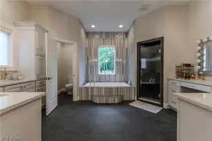 8315 Sanctuary Dr, Kirtland Hills, OH 44060 - Photo 16