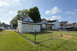 404 5th St NW, New Philadelphia, OH 44663 - Photo 2