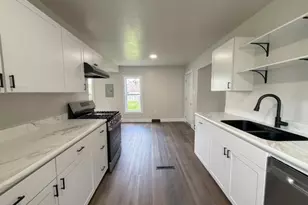 404 5th St NW, New Philadelphia, OH 44663 - Photo 8