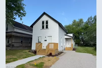 404 5th Street NW, New Philadelphia, OH 44663 - Photo 1