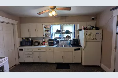 472 Hammond Avenue, Mansfield, OH 44902 - Photo 12